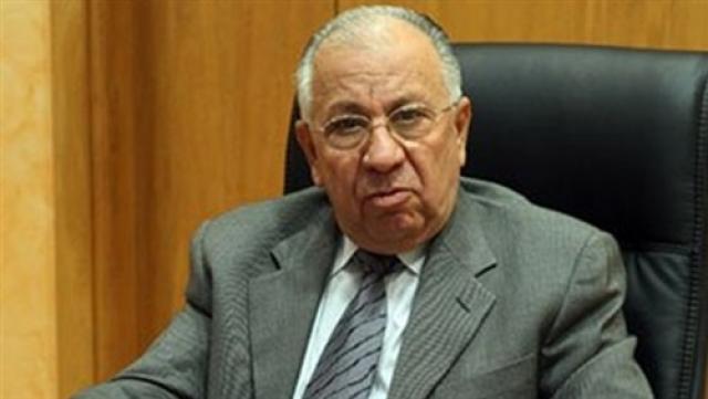 حسن عبد العزيز