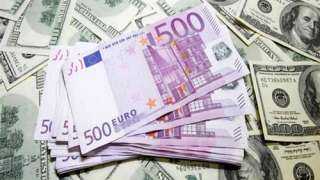 «بلومبرج»: اليورو يهدد زعامة العملة الأمريكية